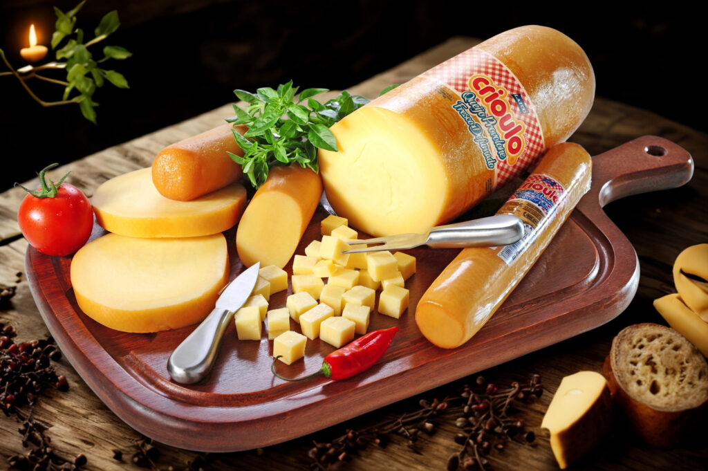 Queijo Provolone Queijos Crioulo SP defumado